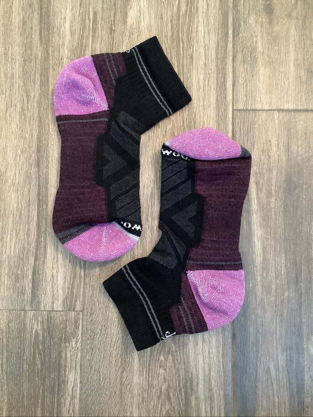 Smartwool Women's M Purple Black Hike Light Cushion Outdoor Ankle Socks D29-1